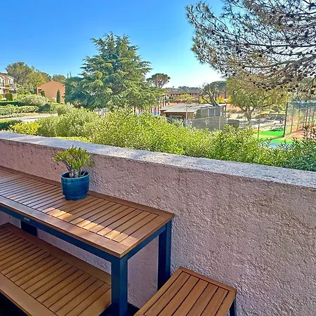 Renove 2025 - 6 Personnes - Clim Parking Piscine Terrasse Apartment *